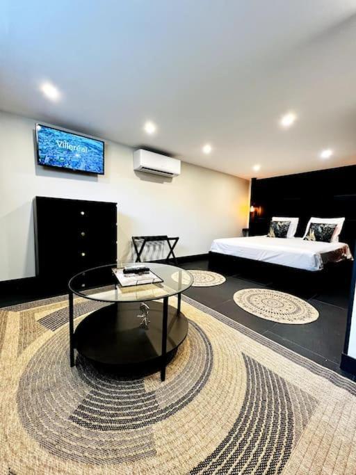 La Suite Saint Roch 维勒雷阿勒 外观 照片